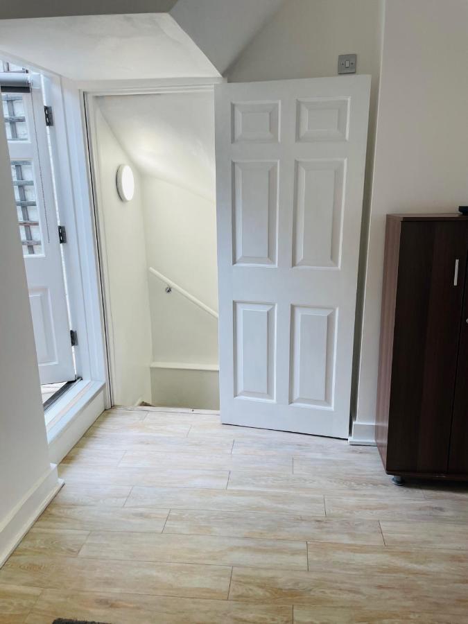 Luxury Maisonette Ll Londen Buitenkant foto