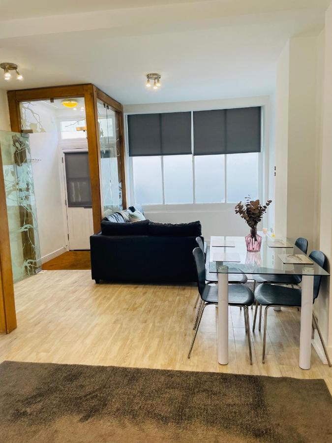 Luxury Maisonette Ll Londen Buitenkant foto